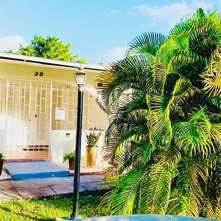 Sugalove Villa 30 Flamboyant Ave Saint James Ngoại thất bức ảnh