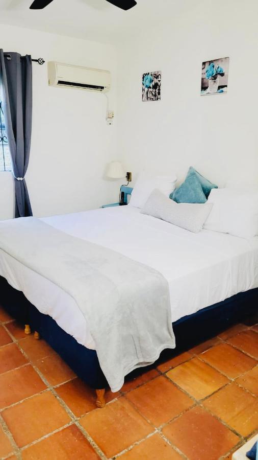 Sugalove Villa 30 Flamboyant Ave Saint James Ngoại thất bức ảnh